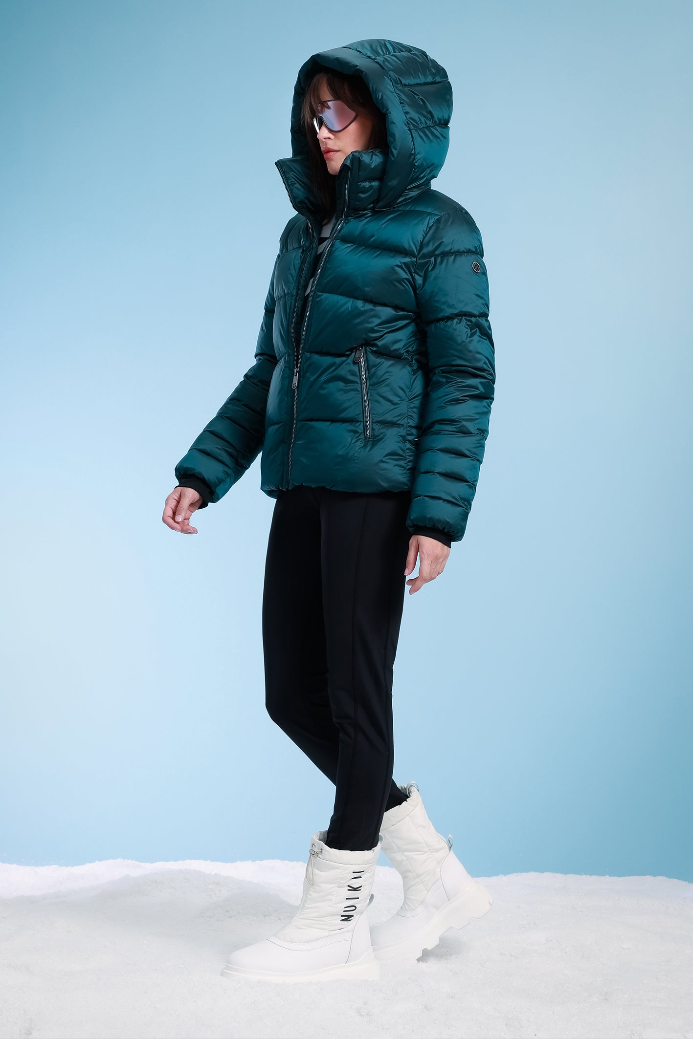 Synthetic Down Ski Jacket in Paisley Blue 1200P