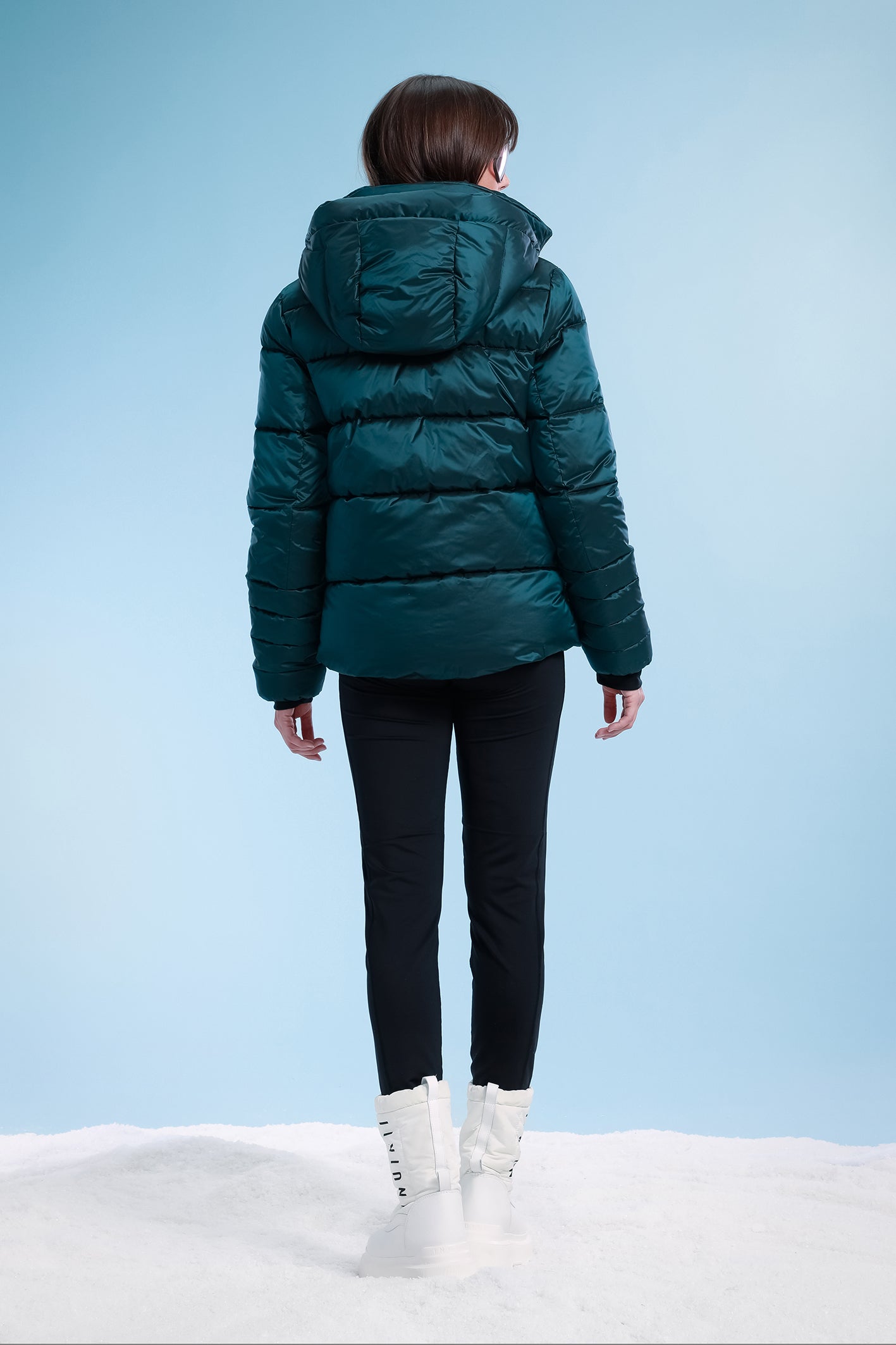 Synthetic Down Ski Jacket in Paisley Blue 1200P