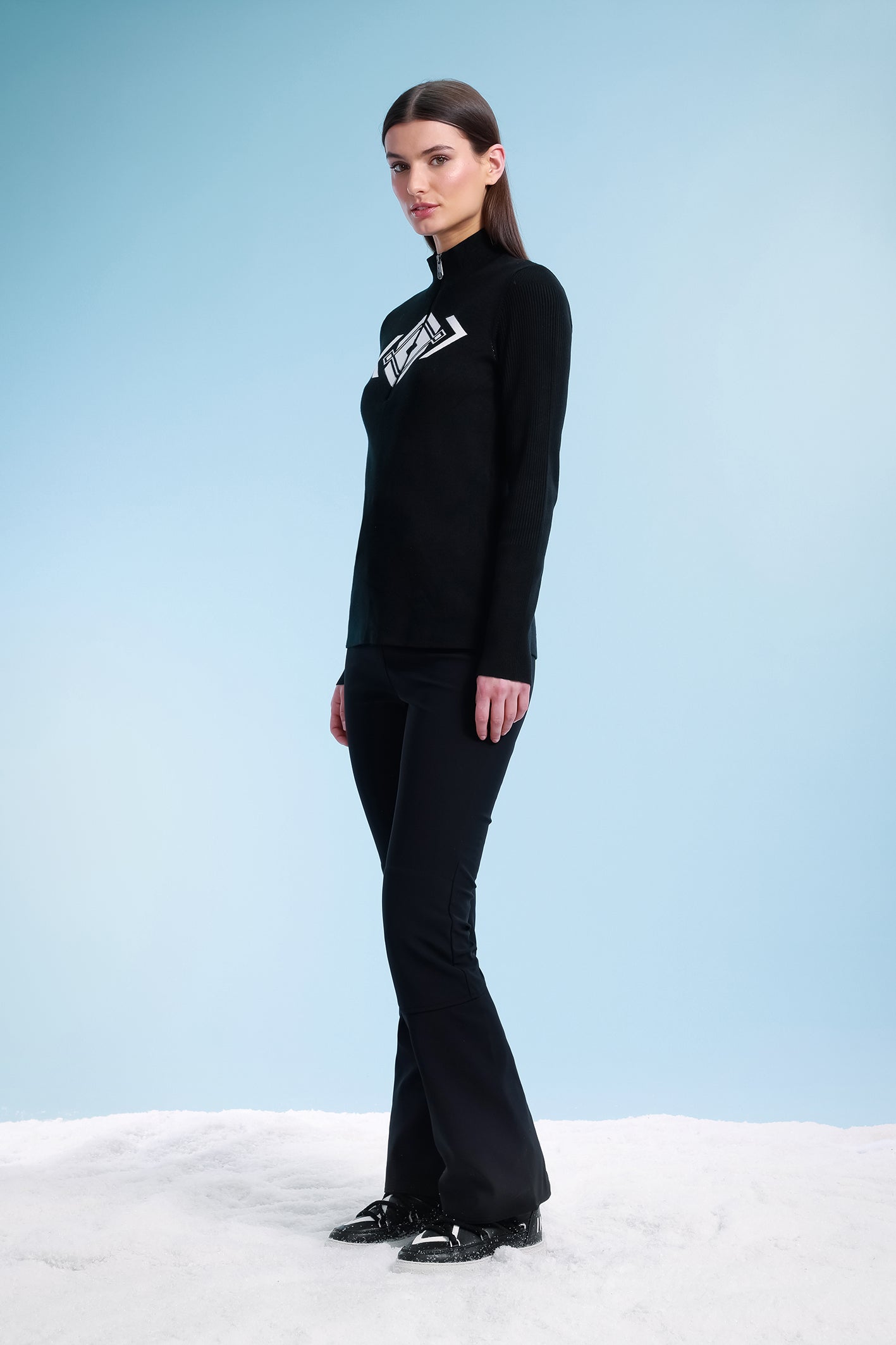Poivre Blanc Women's knit Sweater in Black 3540